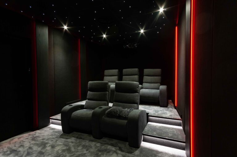 Ocinema est créateur de salles de cinéma privées depuis plus de 20 ans.