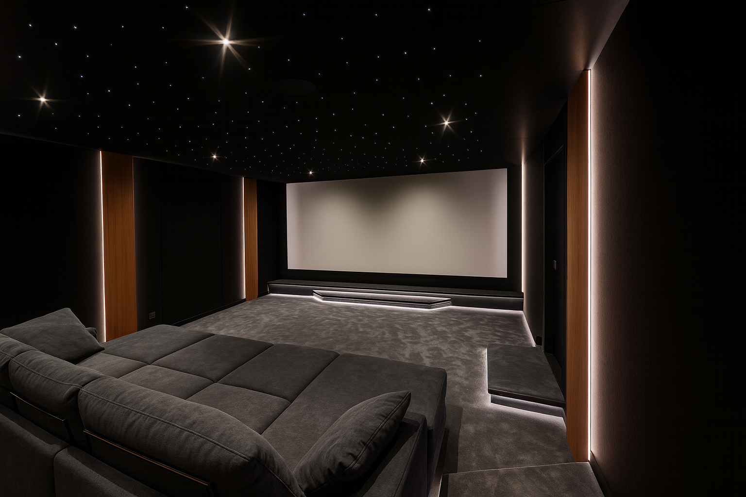Salle de cinéma privée de 10 places à Porto-Vecchio avec canapé et fauteuils relax