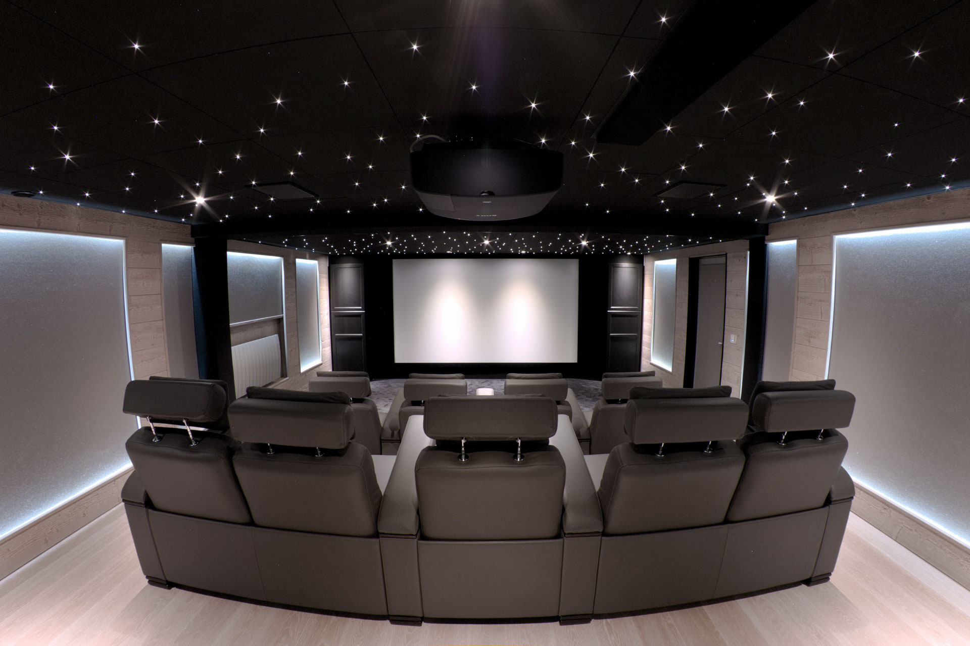 Salle de cinéma privée à Manigod
