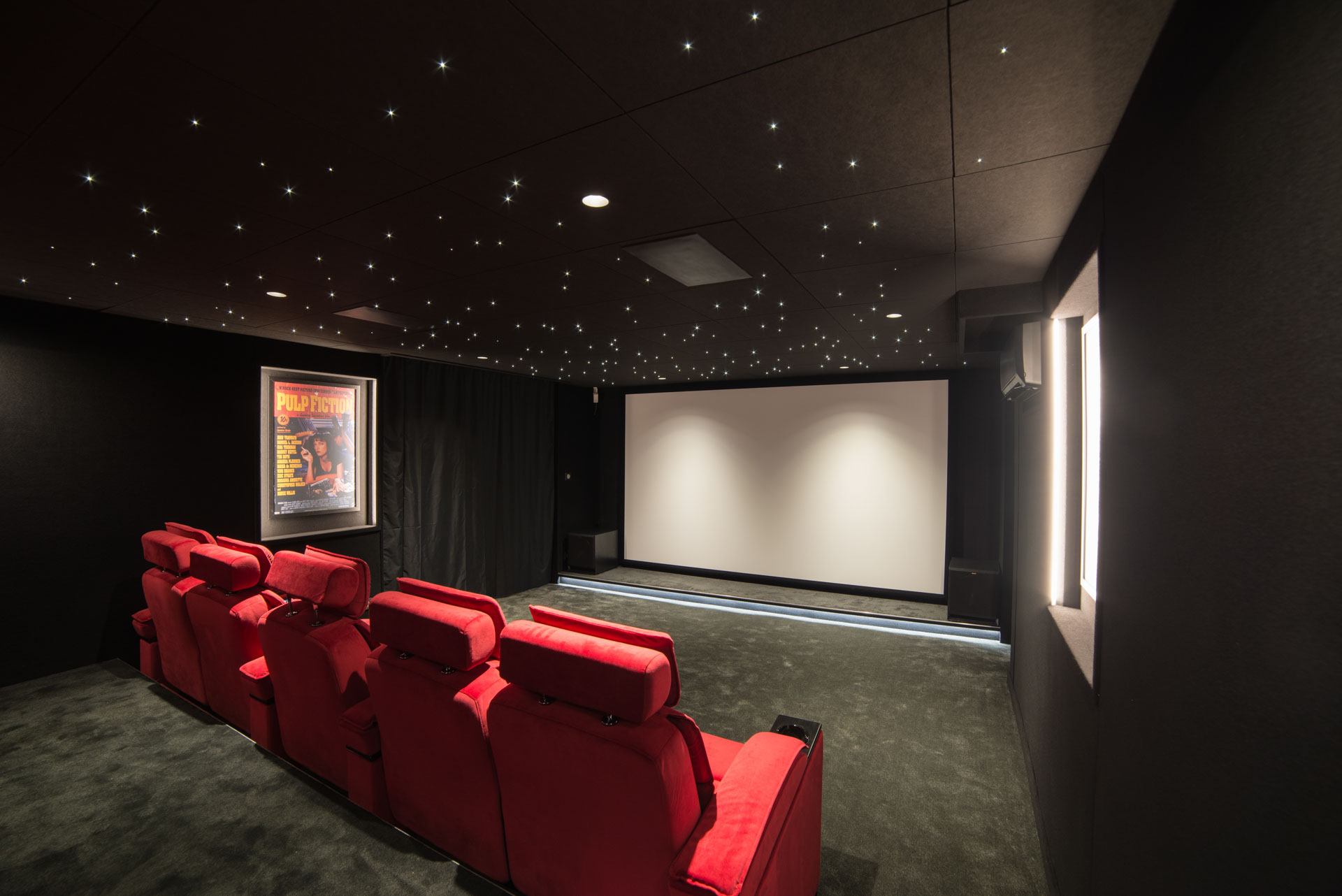 Private cinema room in Orléans