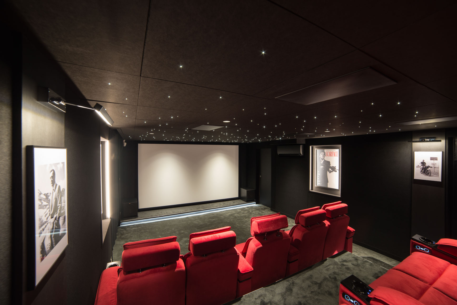 Private cinema room in Orléans