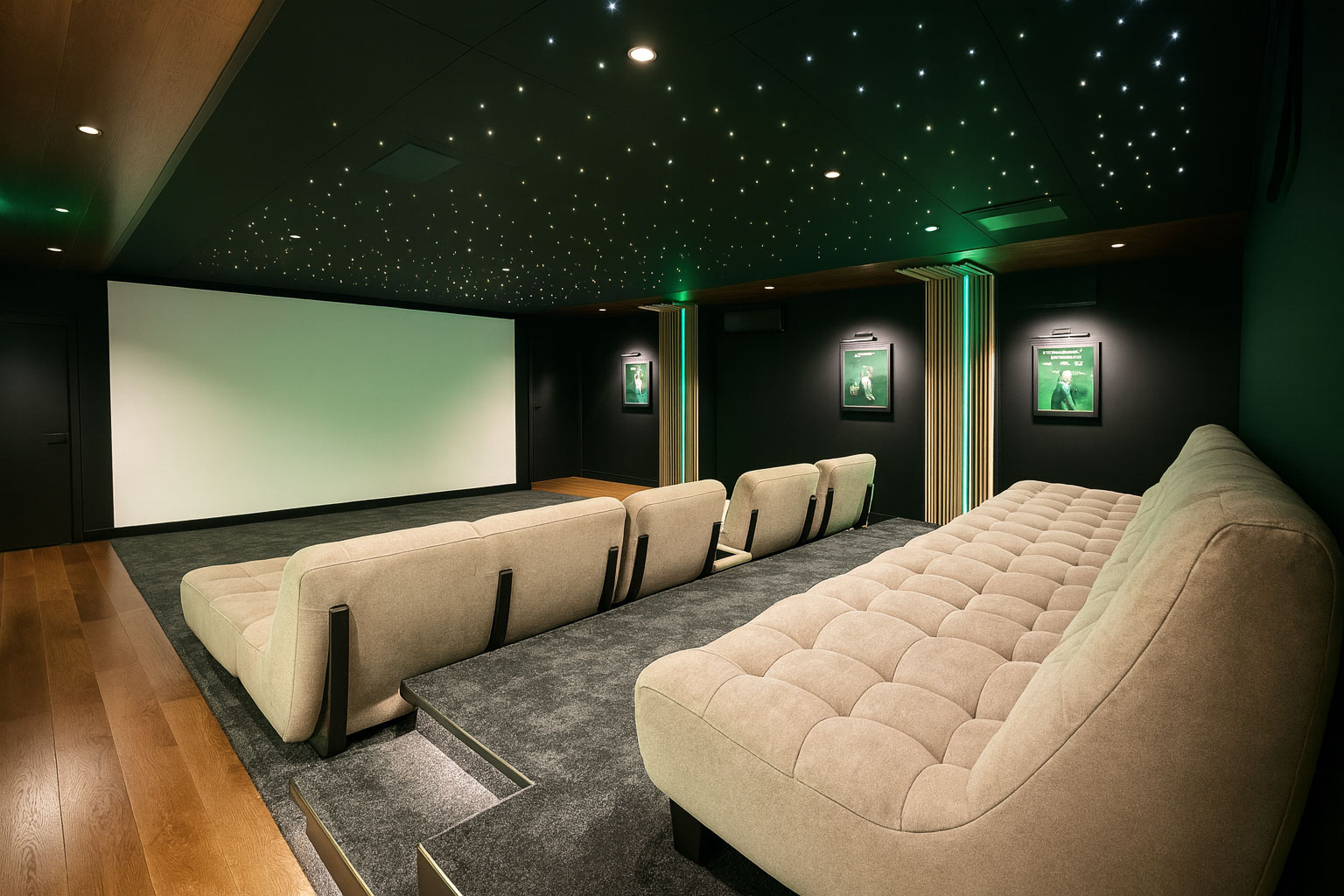 Private cinema room in Saint-Tropez