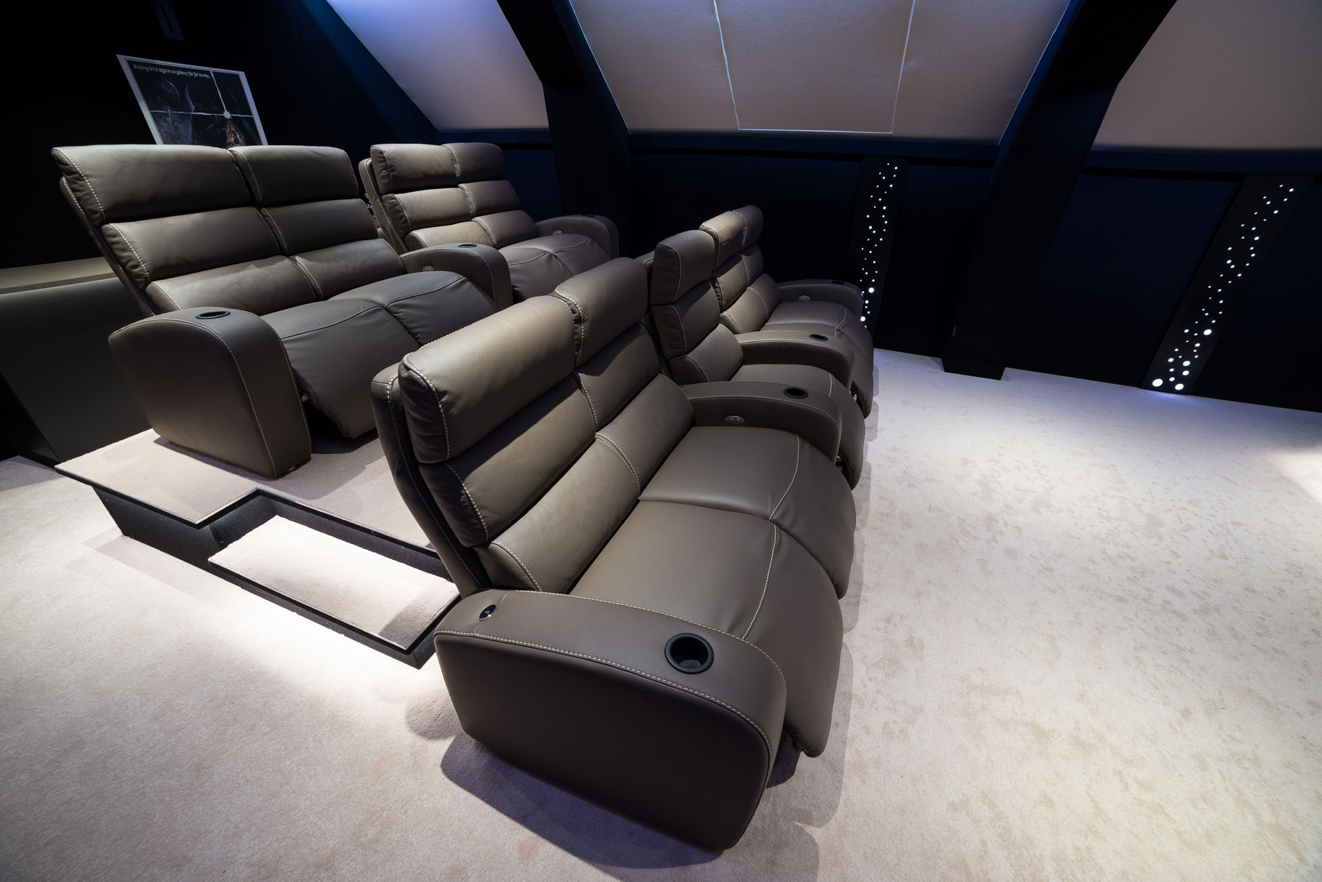 Private cinema room in Melun
