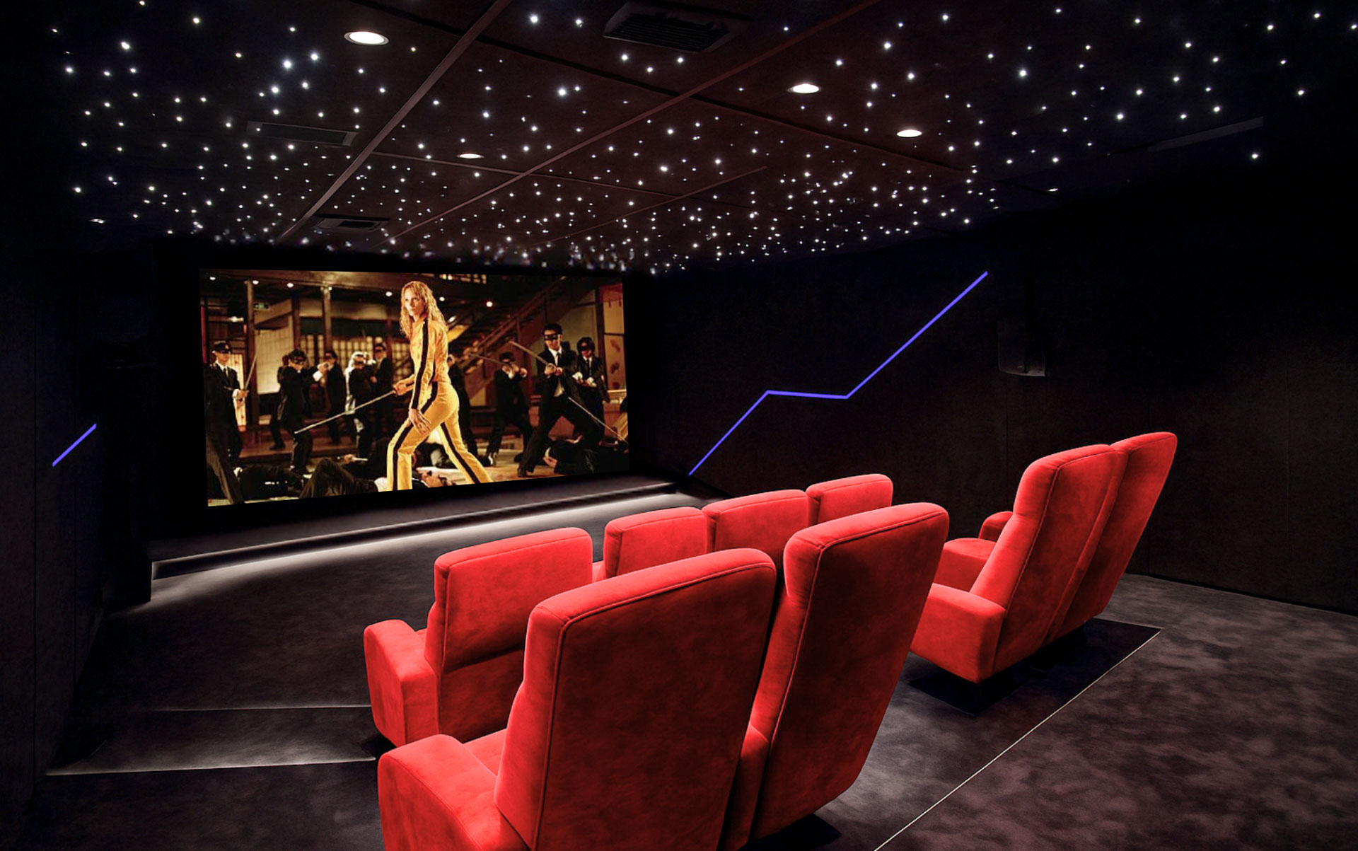 Salle cinéma privée en Haute-Savoie secteur Megève réalisée par OCINEMA