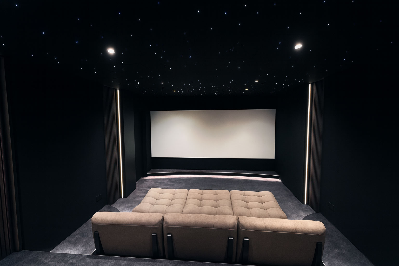 Privé bioscoopzaal in Mende